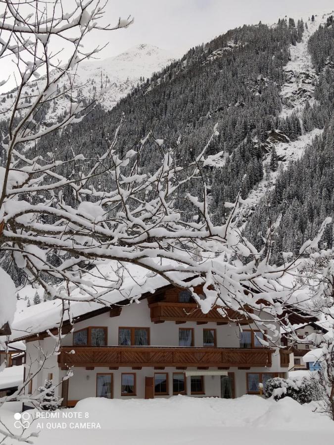 Haus Schoderbock Lägenhet Sankt Leonhard im Pitztal Exteriör bild
