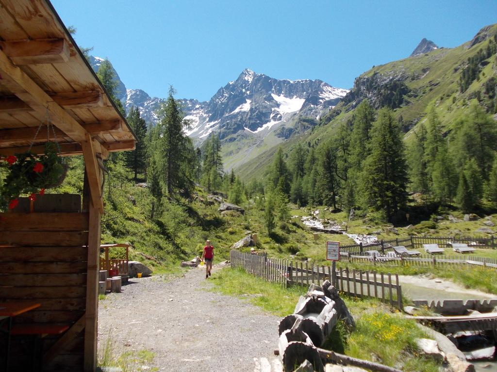 Haus Schoderbock Lägenhet Sankt Leonhard im Pitztal Rum bild