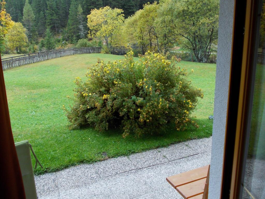 Haus Schoderbock Lägenhet Sankt Leonhard im Pitztal Exteriör bild