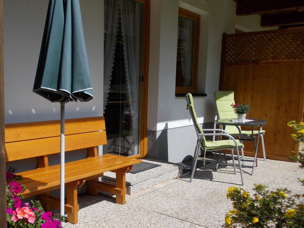 Haus Schoderbock Lägenhet Sankt Leonhard im Pitztal Exteriör bild