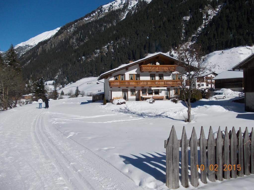 Haus Schoderbock Lägenhet Sankt Leonhard im Pitztal Exteriör bild