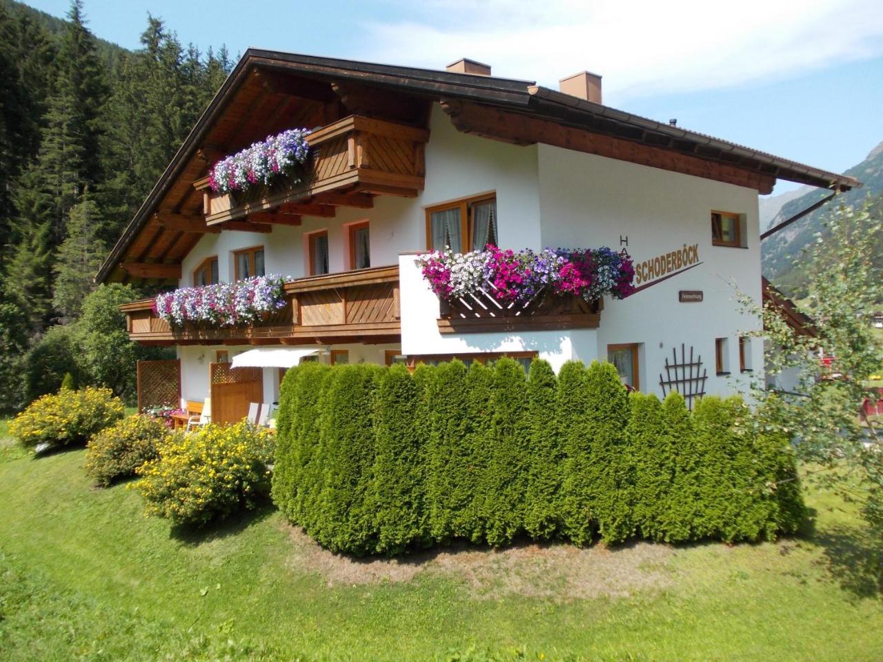 Haus Schoderbock Lägenhet Sankt Leonhard im Pitztal Exteriör bild